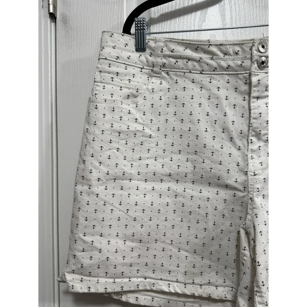 Stitch Star Womens Size 20W White Anchor Print Denim Shorts Casual‎ Nautical